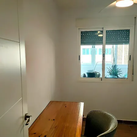 Spacious Nearby Arenal Apartment