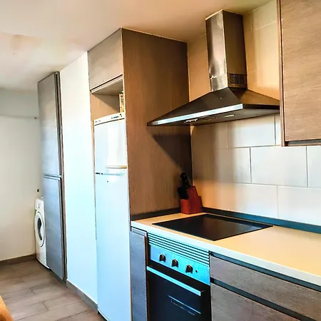 Spacious Nearby Arenal Apartment Javea